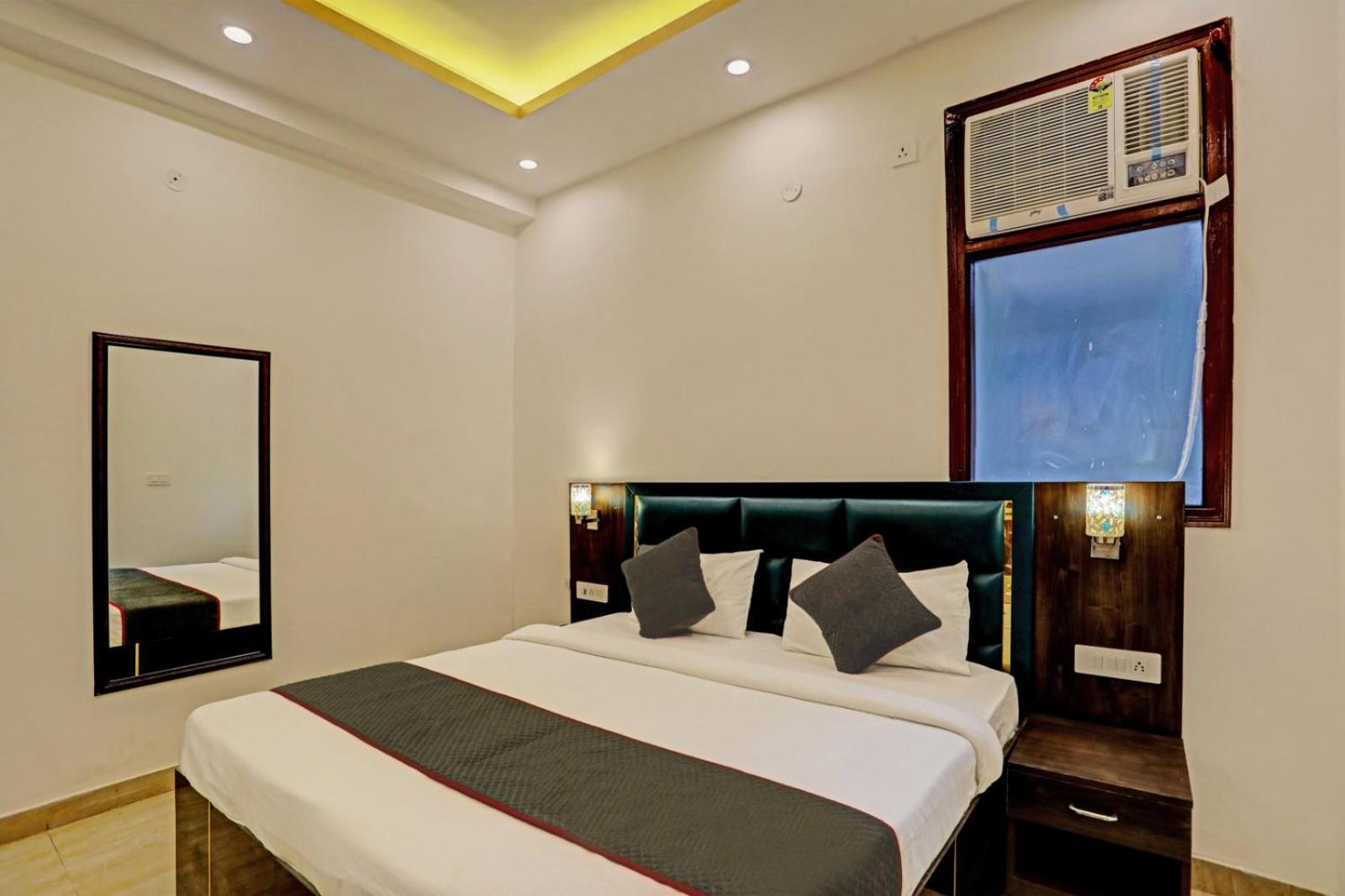 Hotel King Plaza Near Delhi Airport นิวเดลี ภายนอก รูปภาพ